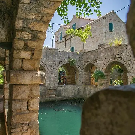 Ferienhaus Revelin Hvar