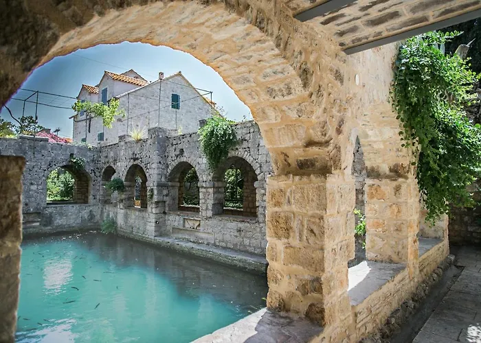 Holiday home Revelin Hvar *