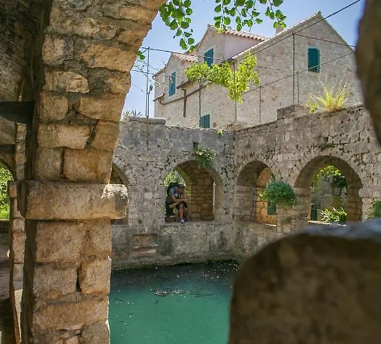 Сasa de vacaciones Revelin Hvar